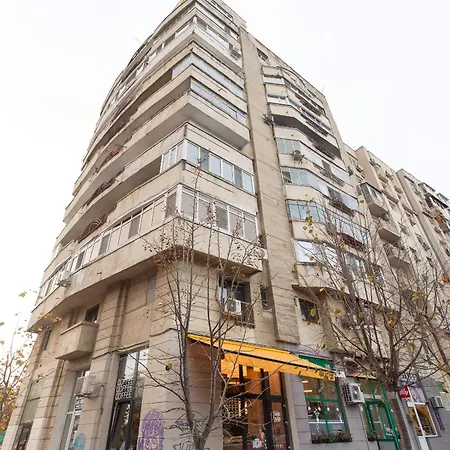 Bright With Balcony In Apartment Bukarest