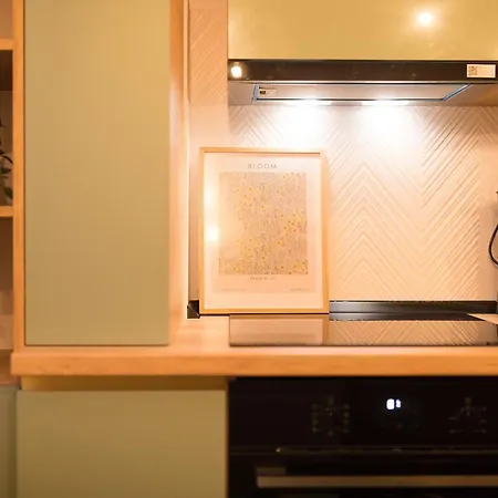 Appartement Bright With Balcony In *